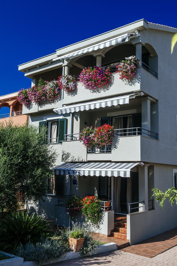 Villa Mirakul Sukošan Cameră foto